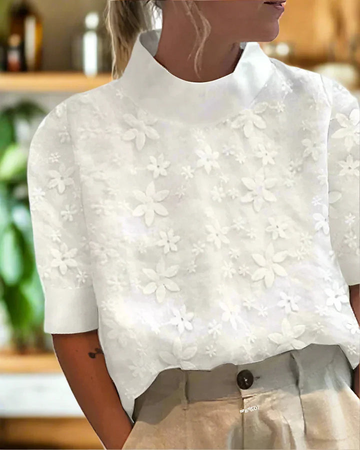 Cécile™ – Elegant Broderad Sommarblus med Stilren Ståkrage
