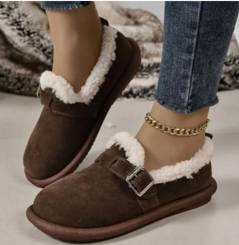 Nora™ - Plush Slip-On Bekväma Tofflor